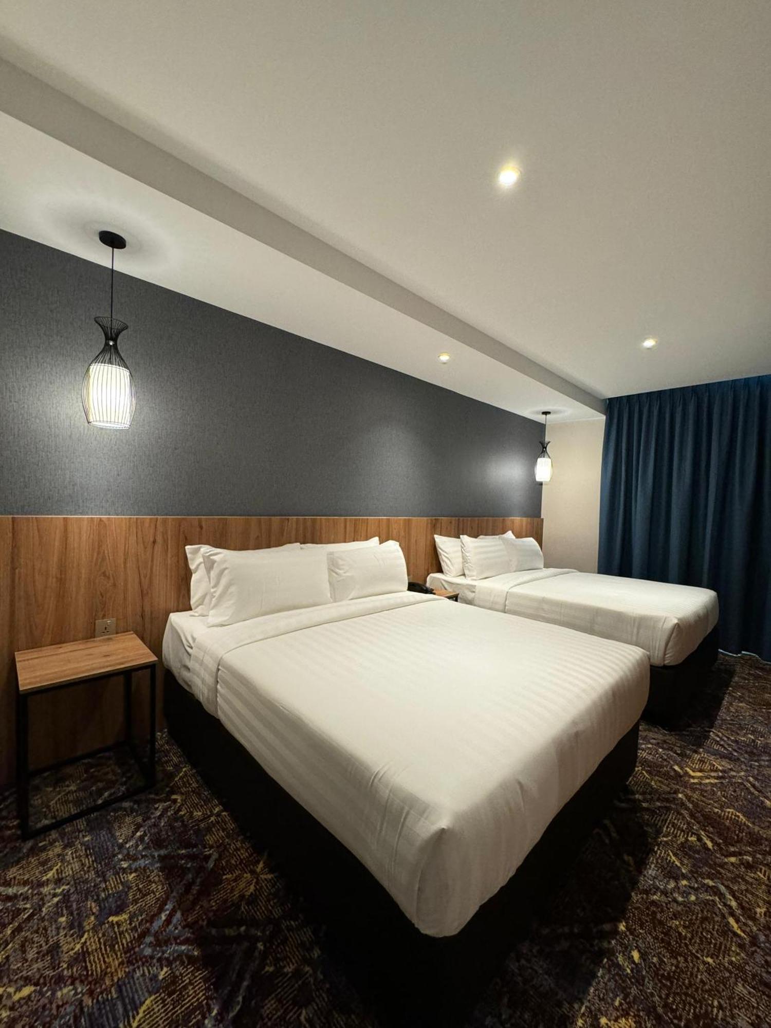 Le'Genda Hotel Kajang Exterior photo